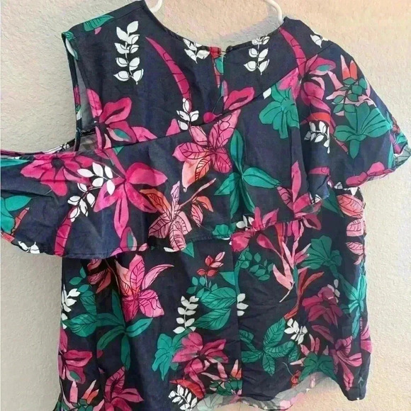 Isabel Maternity Floral Flounce Cold Shoulder Top XL Ruffle Target - Picture 3 of 6